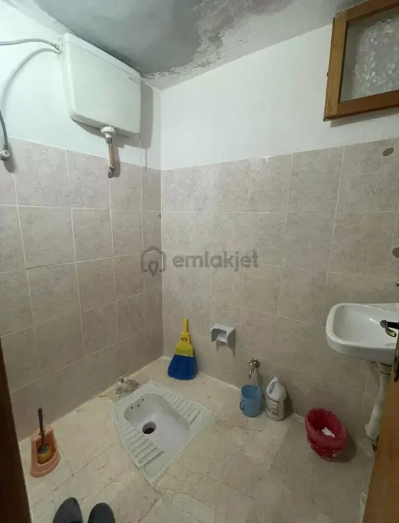 Kemalpaşa Merkezde Satılık 3+1 Daire 2