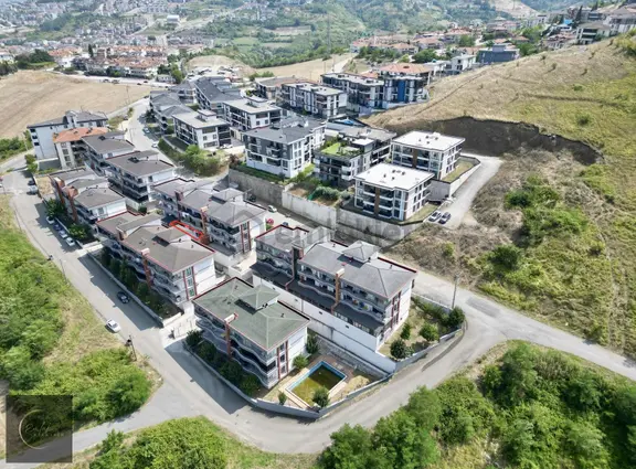Kemalpaşa Mah. 3+1 175 M2 Satılık Lüks Havuzlu Sitede Daire 2