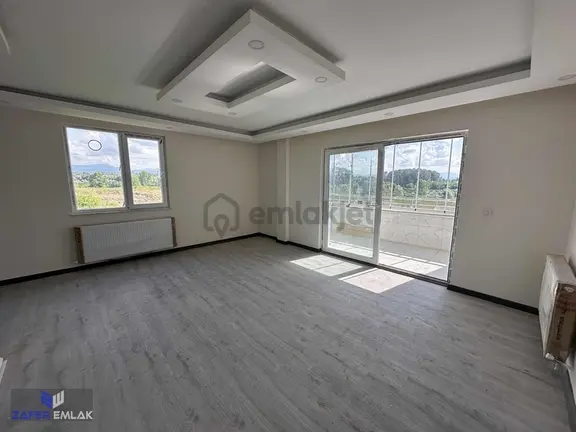 Zafer Emlak'tan Kiralık 2+1 Daire 1