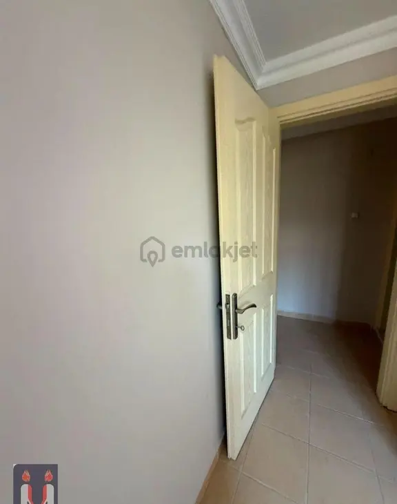 Dikili İsmetpaşa’da Şehir Merkezine 500 Metre | Bağımsız Girişli 2+1 Satılık Daire 2