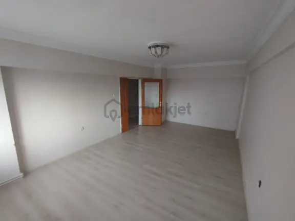 Ferah, Ulaşımı Rahat, 3+1 Kiralık Daire 2