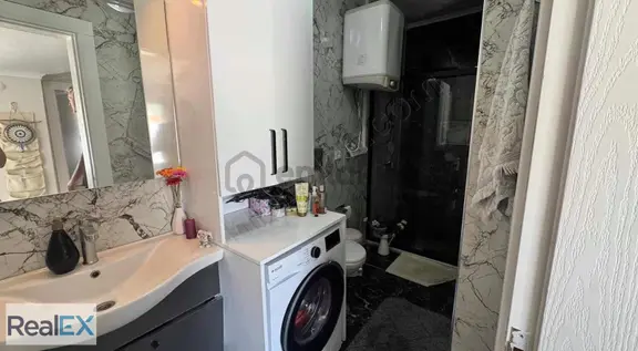 Miranda Sitesinde Satılık 3+1 Dubleks Havuzlu, Denize 350 Mt! 2