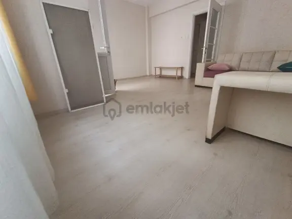 Darıca Bağlar Başında Ara Kat Site İçerisinde 3+1 Kiralık Daıre 2