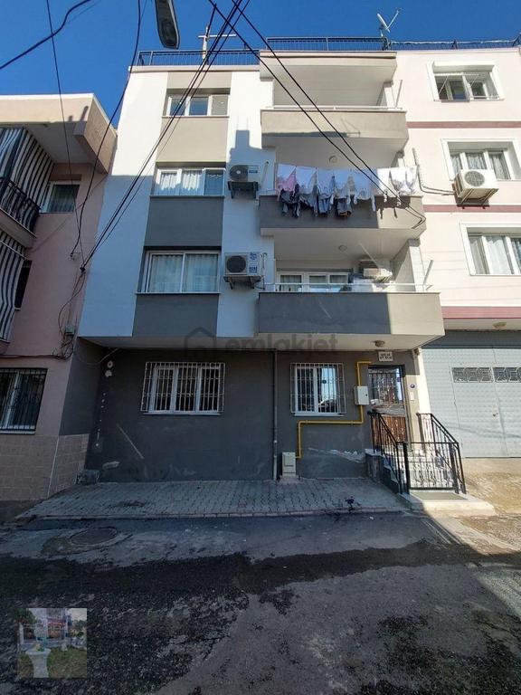 Karşıyaka Latife Hnm Mah. Kiralık Y.giriş Daire Kanıt Emlak 1