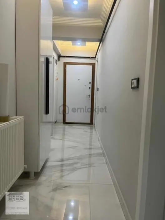 Hafsa Sultanda Kiralık Balkonlu Bahçeli Daire 2