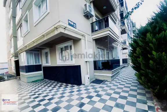 Çiğli Esentepede Modern Ve Aydınlık 2+1 Kiralık Daire 2