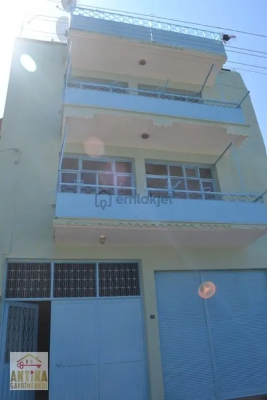 Antika Gayrimenkulden Bademli Merkezde Komple Satılık Apartman 2