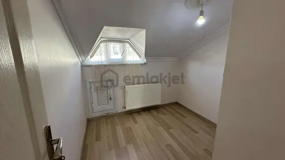Başokur'dan Bahçelievler Soğanlı Mh. Genç Binada 2+1 Çatıkat 2