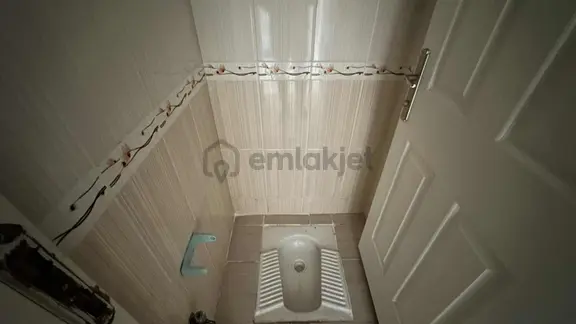 Başokur'dan Bahçelievler Soğanlı Mh. Genç Binada 2+1 Çatıkat 2