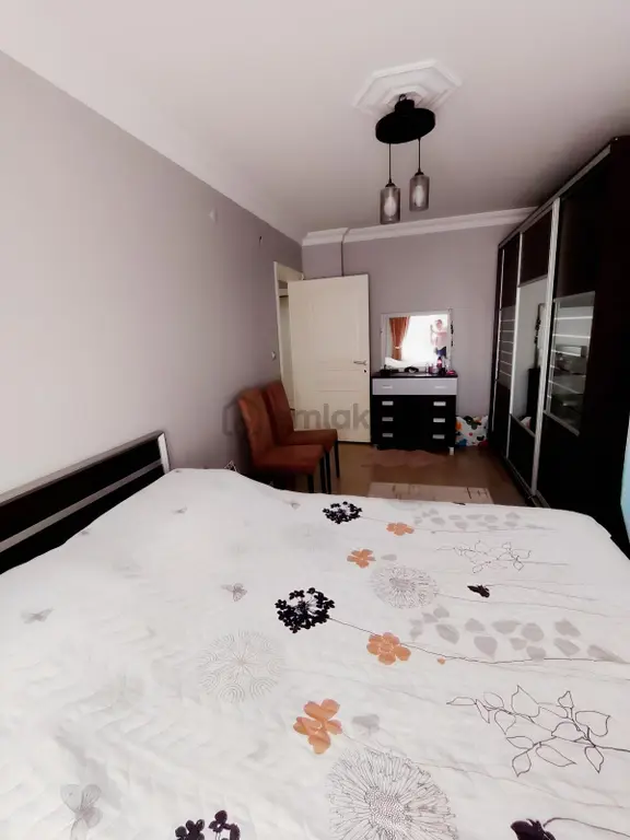 Kafeler Bölgesinde Tramvaya 2 Dk Mesafede Satılık 2+1 2
