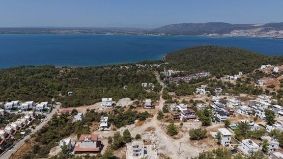 Didim Akbükte Full Deniz Manzaralı 212 M² Projeli Arsa 2