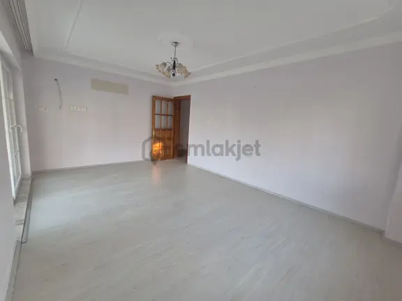 Rotam Emlaktan Ortacada Müstakil Tadında 3+1 Geniş Kiralık Daire 2