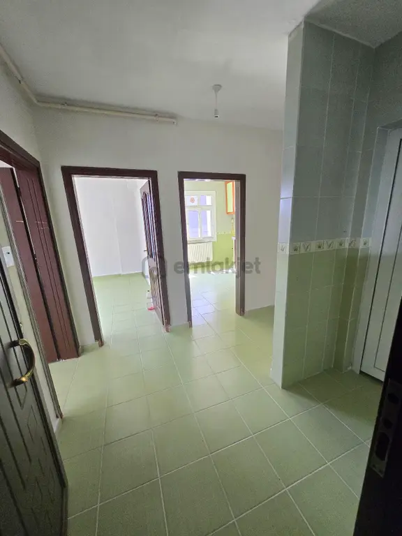 Vesile'den Doğalgazlı 150 M² 3+1 2