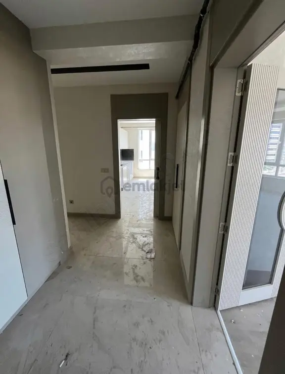 Trafik Park Karşısında 2+1 Arakat Satlık 2
