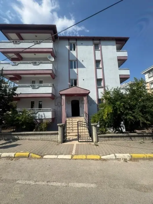 Century21 Bal'dan Gaziosmanpaşa Mahallesinde 3+1 Geniş Daire! 1