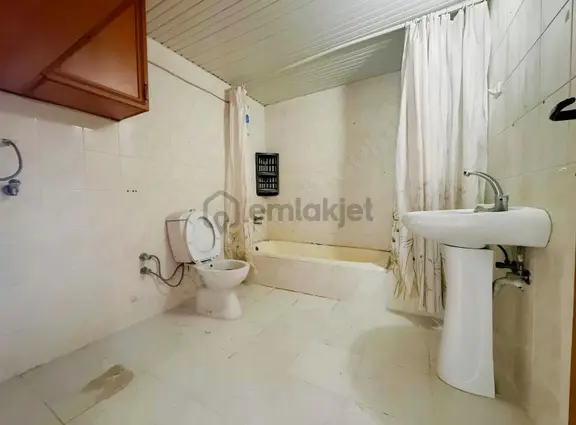 Markantalya Yakını 3+1 Ara Kat Boş Kiralık Daire 2