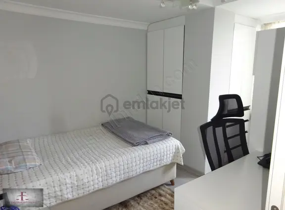 Bahçelievler Yenibosna Çobançeşme Mah Satıkık 2+1 Daire 2