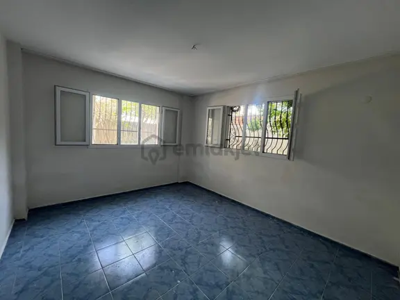 Kurttepe'de Çok Geniş 3+1 Kiralık Ev 1