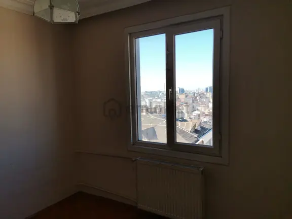 Kağıthane Serakent Sitesinde Kiralık Yüksek Kat 3+1 130 M2 Daire 2