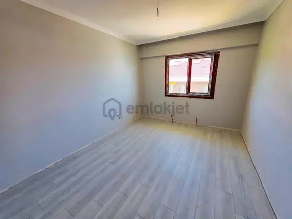 1 Aya Teslim Yatırımlık Daire..yatırımcılar Açıklamayı Okuyun 2