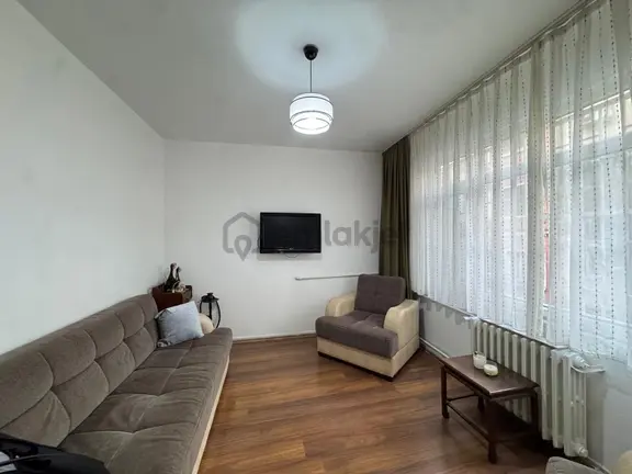 Bomonti'de 2+1 Eşyalı Kiralık Daire 1