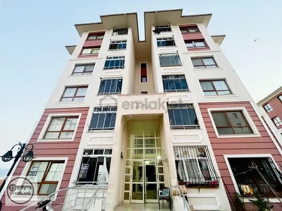 Demirland'dan Satılık 345 Tokilerde 2+1 Bakımlı Daire 1