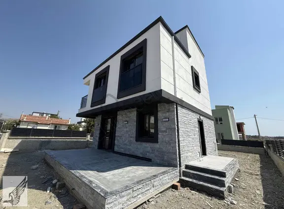 Seferihisar Düzce Ağaçeşmesi'nde Tam Müstakil 3+1 Satılık Villa 1