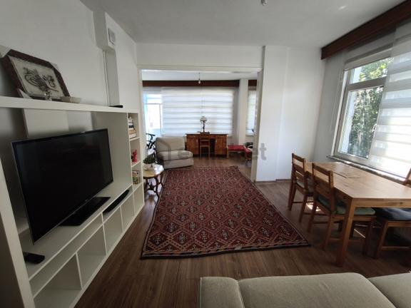 Cadde Üzerinde Hastaneler Bölgesi Eşyalı 2+1 Kiralık Daire 2