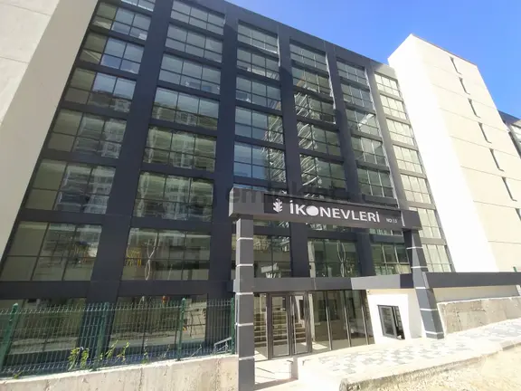 Turyap'dan İkon Evler Sitesi Deniz Manzaralı Kiralık 3+1 Daire 1