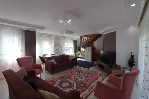 Türk Emlak'tan Öğretmenevleri Mah. 2+1 Eşyalı Kiralık Daire 2