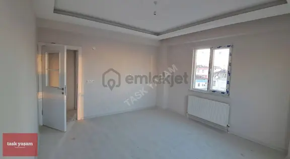 Tuzla Mimarsinan Mahallesinde Merkezi Konum Satılık 4+2 Daire 2