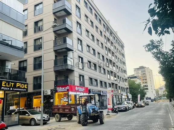 İncirliova Cumhuriyet Mahallesinde 2+1 Kiralık Daire 1