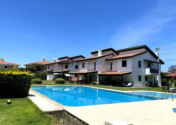 Royalden Ilıca Oteller Bölgesinde Havuzlu 4+1 Yıllık Kiralık 1