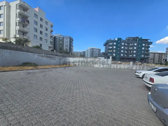 Kiralık 1+1 Giriş Kat 2