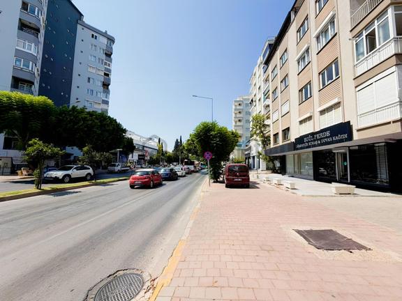 Avni Tolunay Caddesinde 5+1 | 220 M² Net | 2 Teras Dubleks 2