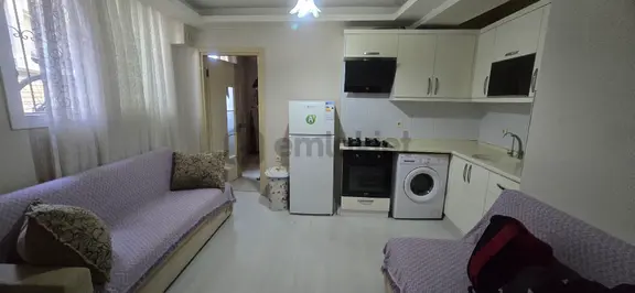 Buca İnönü Mahallesi'nde Kiralık 1+1 Eşyalı Daire 1
