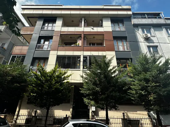 Kiralık 2+1 Çatı Katı Teraslı Daire 1