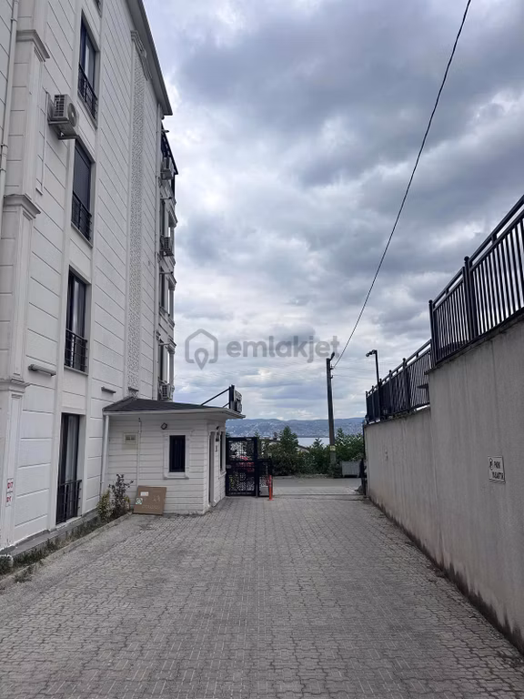 Arkun Gayrimenkul'den Başiskele Merkezde Lüks Ekstralı Daire 2