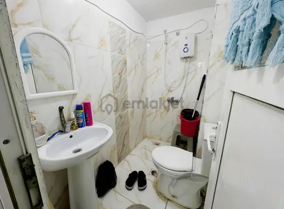 Emir Emlaktan 15.000tl Kiracılı Full Tadilatlı Yatırımlık Daire 1