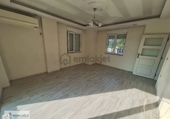 Çarşı Merkezde Kültürmerkezine Komşu 4+1geniş Temiz Dublex 2