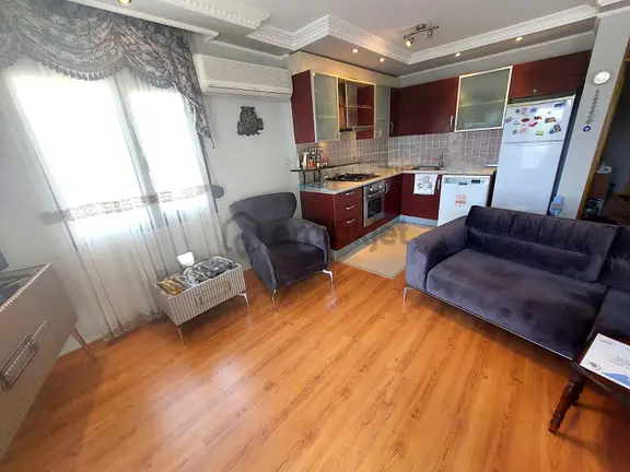 Kuşadası Kadınlar Denizi'nde Deniz Manzaralı 2+1 Satılık Daire 2