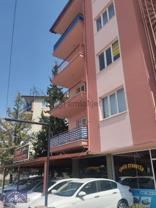 Burdur Merkez Baglar Mahalleinde Kiralık 3+1 Arakat Daire 2