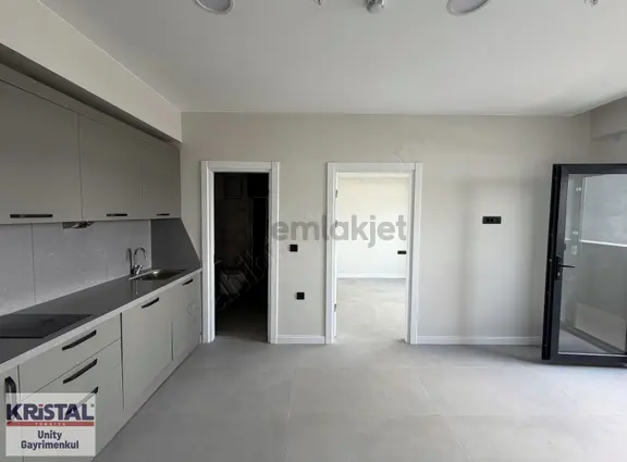 Aydoğanlar Plazada Köşe Cephe Kiralık Ofis 2