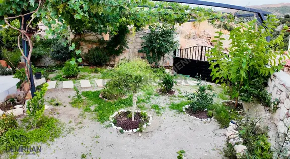 Kaş Kalkan Bezirganda Açık Ve Kapalı Havuzlu, 2 Üniteli Satılık 2