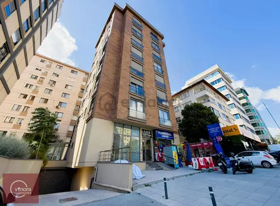 Bostancı'da Sahile Ve Metroya Yakın E.banyolu Geniş 4+1 Dubleks 1