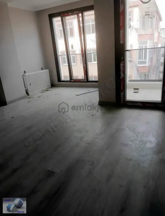 Çeşit Emlak Akıncılar Mah De Yeni Bina Da 2+1 80m2 Satılık Daire 2