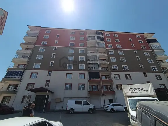 Yakamoz'dan Turkuaz Sitesinde 4+1 Uygun Satilik Daire 2