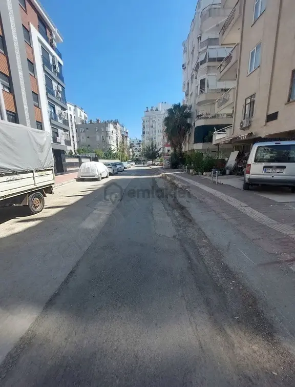 Yıldız Cd Ve 100.yıl Arasında Kiralık Depo Dükkan 90mt2 2