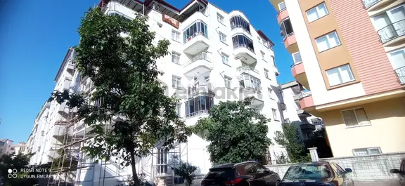 Uygun Atakum Cumhuriyet Mah. Tramvaaya Pazara Okula Ulaşıma Marketlere Yakın 140 Net 3+1 2