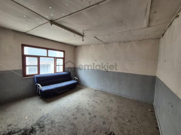 Nemika Caddesi Üzeri,arsa Tapulu 3+1 Masraflı Daire Takasa Uygun 2